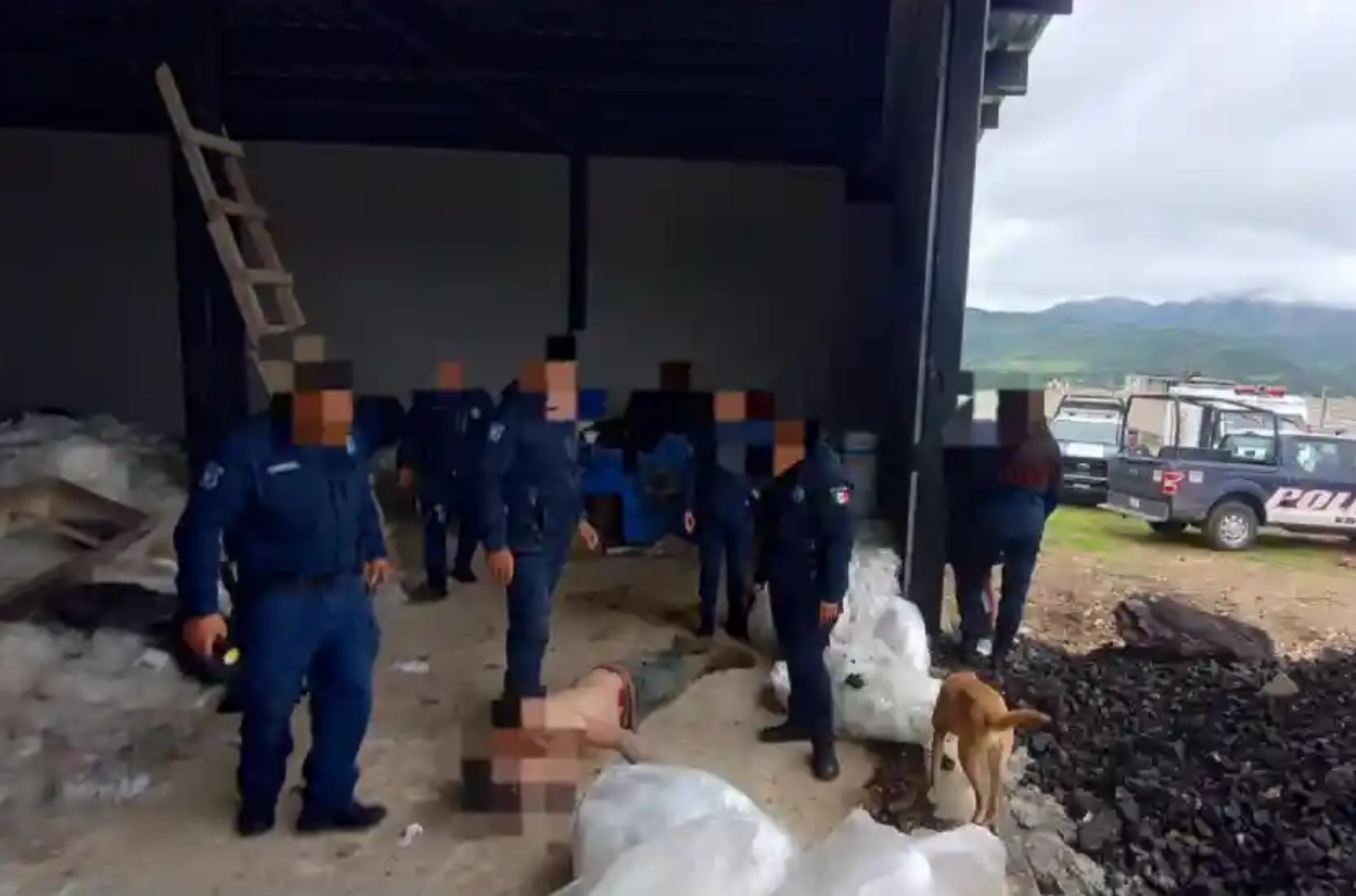 Hombre queda atrapado en túnel de huachicol en Hidalgo… y todavía tuvo que ser rescatado