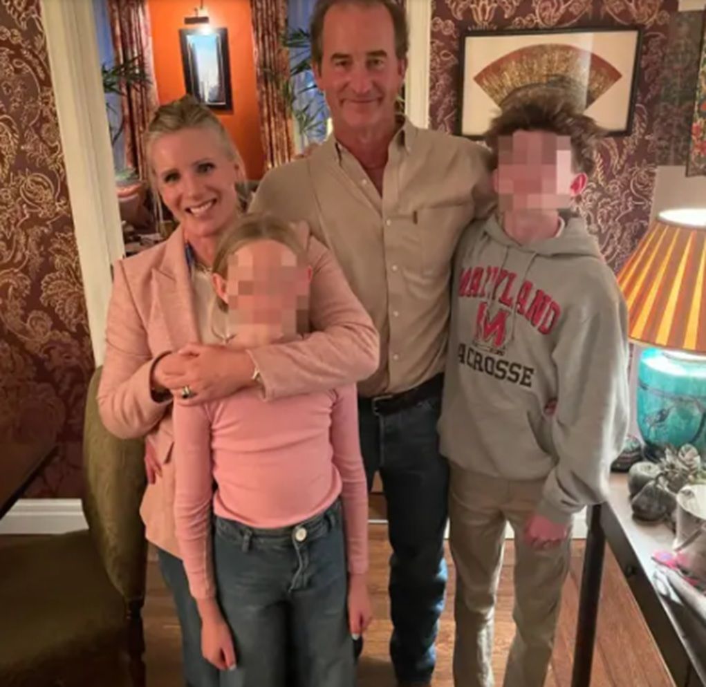 Los registros también revelan que Adrew y Kristin Cabot comparten dirección desde al menos 2023.