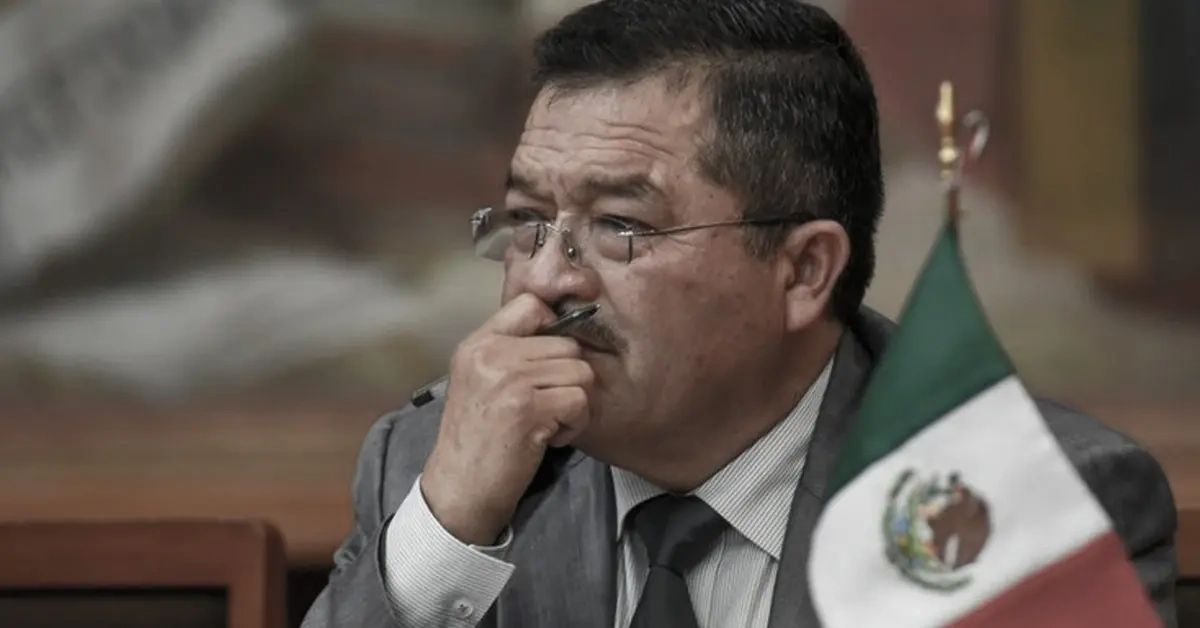 Renuncia de Víctorino Barrios en ISSEMyM tras denunciar corrupción en compras