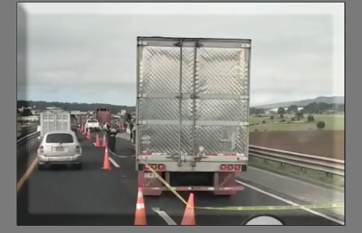 Trailero es asesinado en intento de asalto sobre la carretera México–Tuxpan