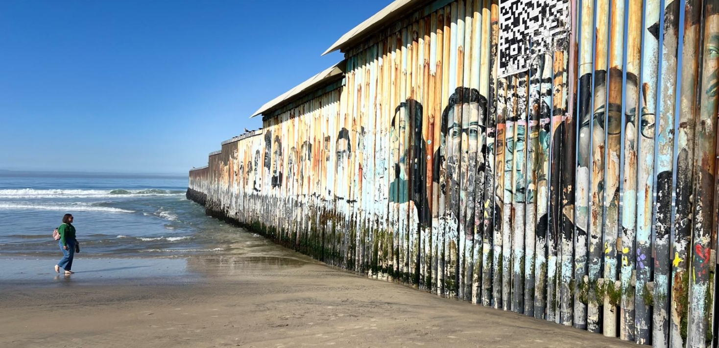 Donald Trump presume más de 300 mil arrestos de inmigrantes indocumentados en seis meses