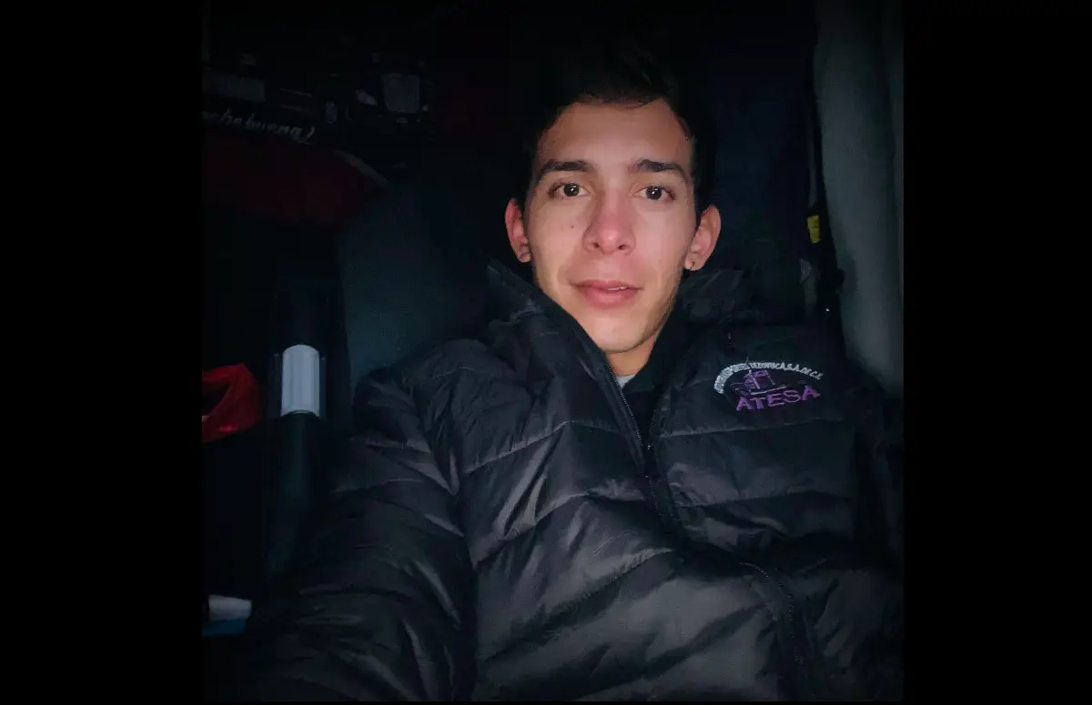 Buscan a Jesús Alberto Nochebuena, joven de Tulancingo desaparecido tras robo de tráiler en Guanajuato