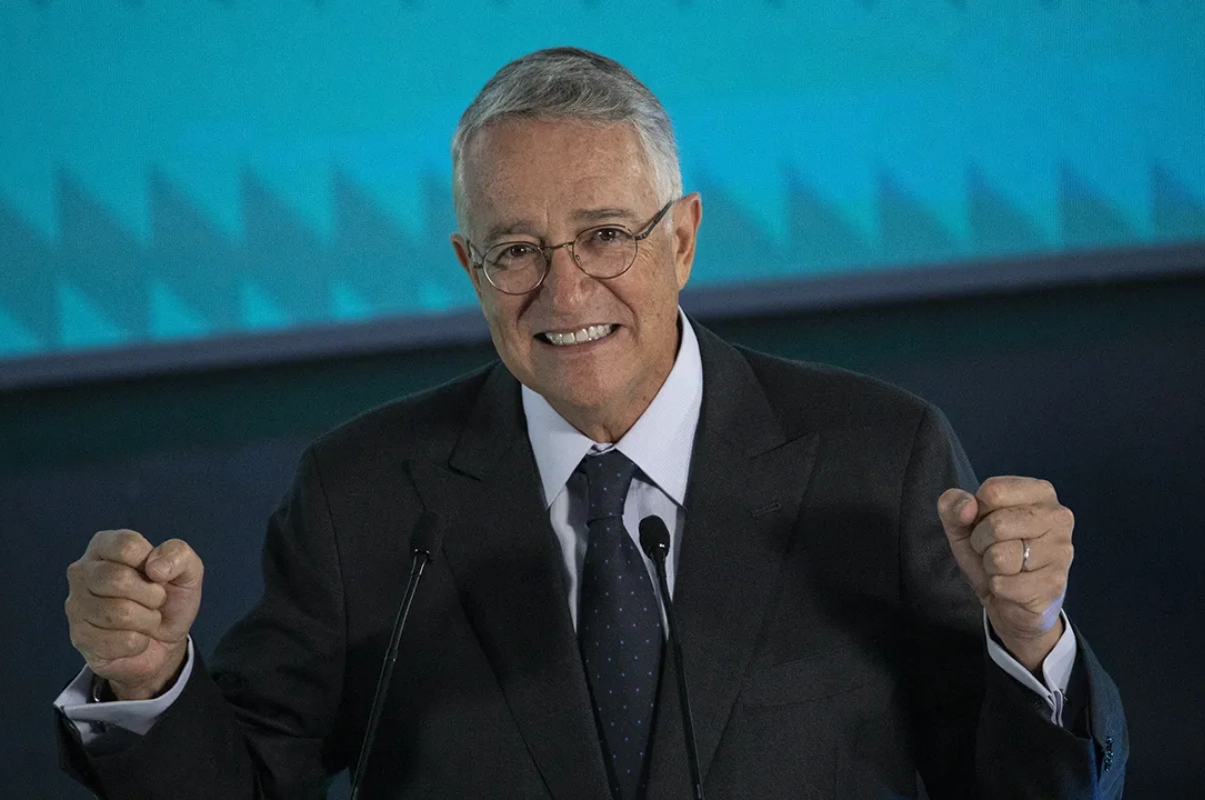 Detención esquivada a billetazos: Tío Richie paga 25 mdd para no ir preso en EE.UU