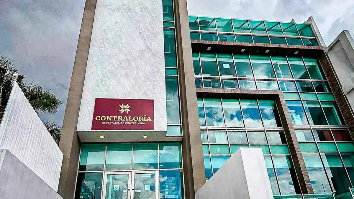 Contraloría de Hidalgo investiga a 700 funcionarios por ostentar doble plaza sin requisitos legales