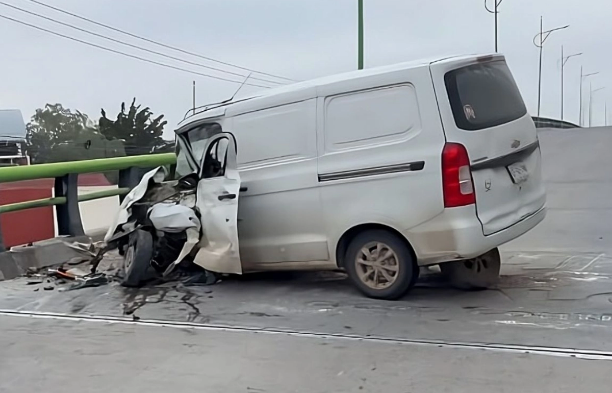 Muere conductor en accidente sobre la Supervía Colosio, en Pachuca