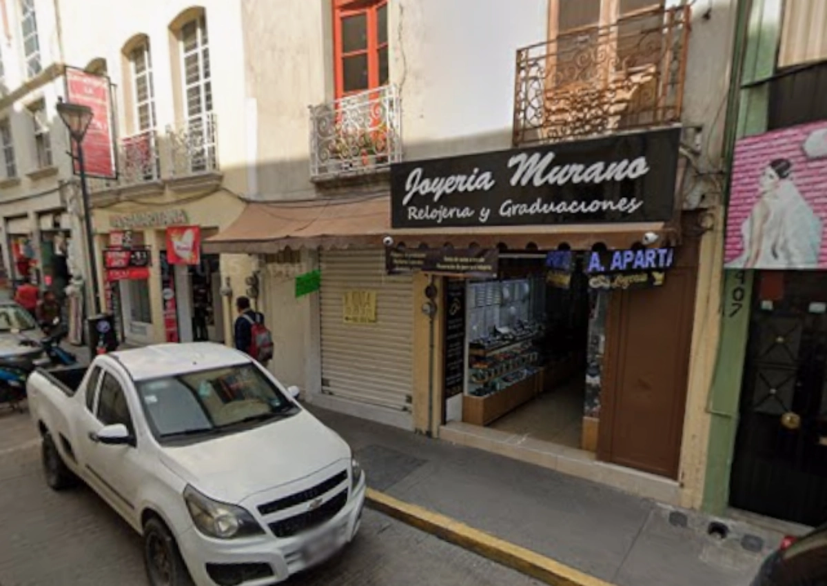 Violento asalto a joyería Murano en el centro de Pachuca; sustraen 500 mil pesos en relojes y piezas