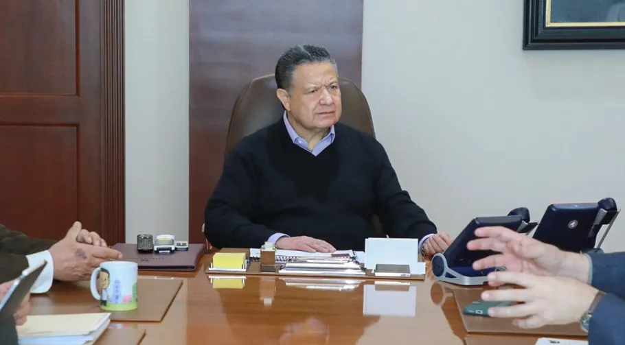 Menchaca: libertad del excontralor de Fayad en EU no lo exime de órdenes de aprehensión en México