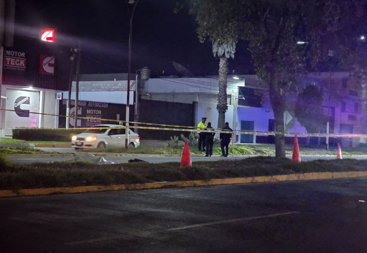 Hombre muere atropellado en el bulevar Everardo Márquez; conductor huye tras el impacto